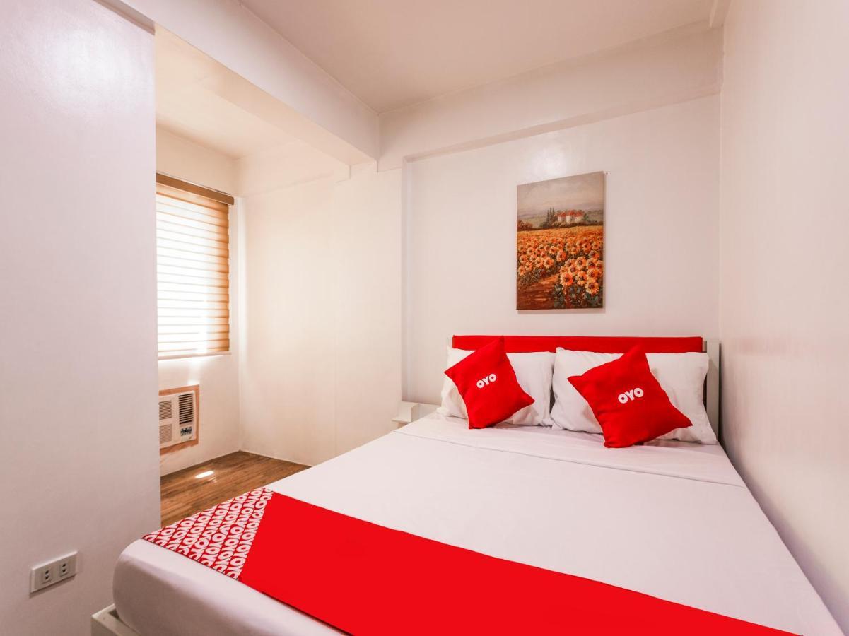 Capital O 806 Pattaui Residences Taguig Esterno foto