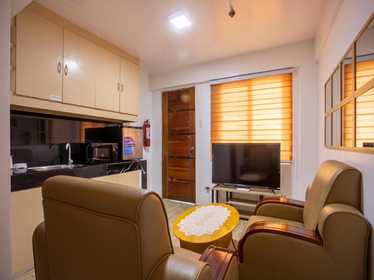 Capital O 806 Pattaui Residences Taguig Esterno foto