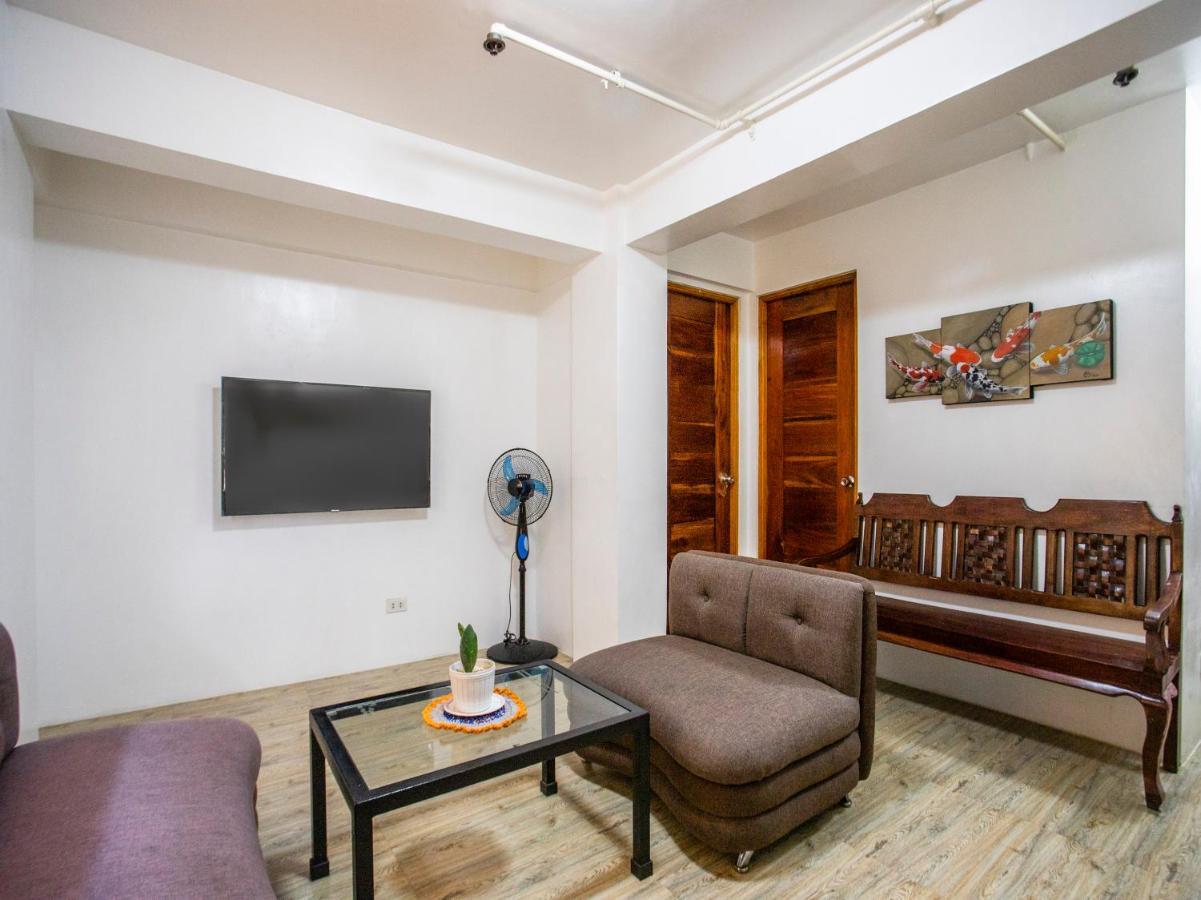 Capital O 806 Pattaui Residences Taguig Esterno foto
