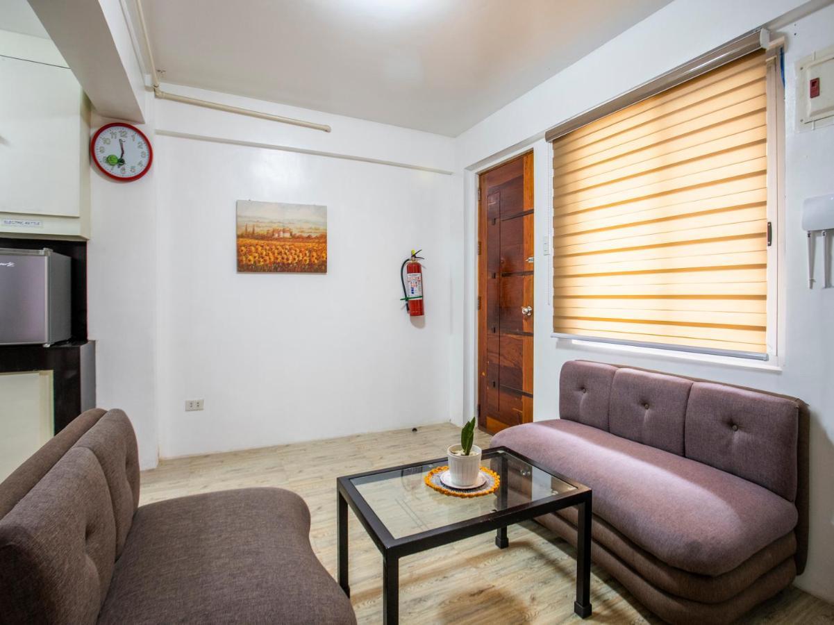 Capital O 806 Pattaui Residences Taguig Esterno foto