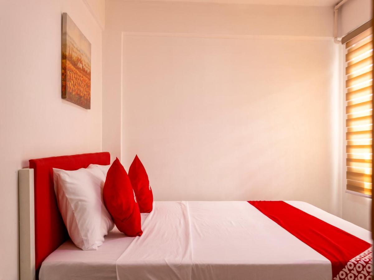 Capital O 806 Pattaui Residences Taguig Esterno foto