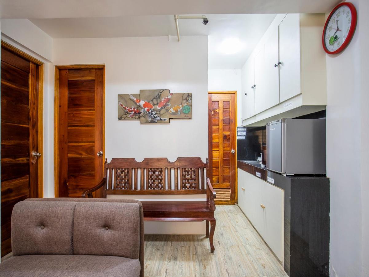 Capital O 806 Pattaui Residences Taguig Esterno foto