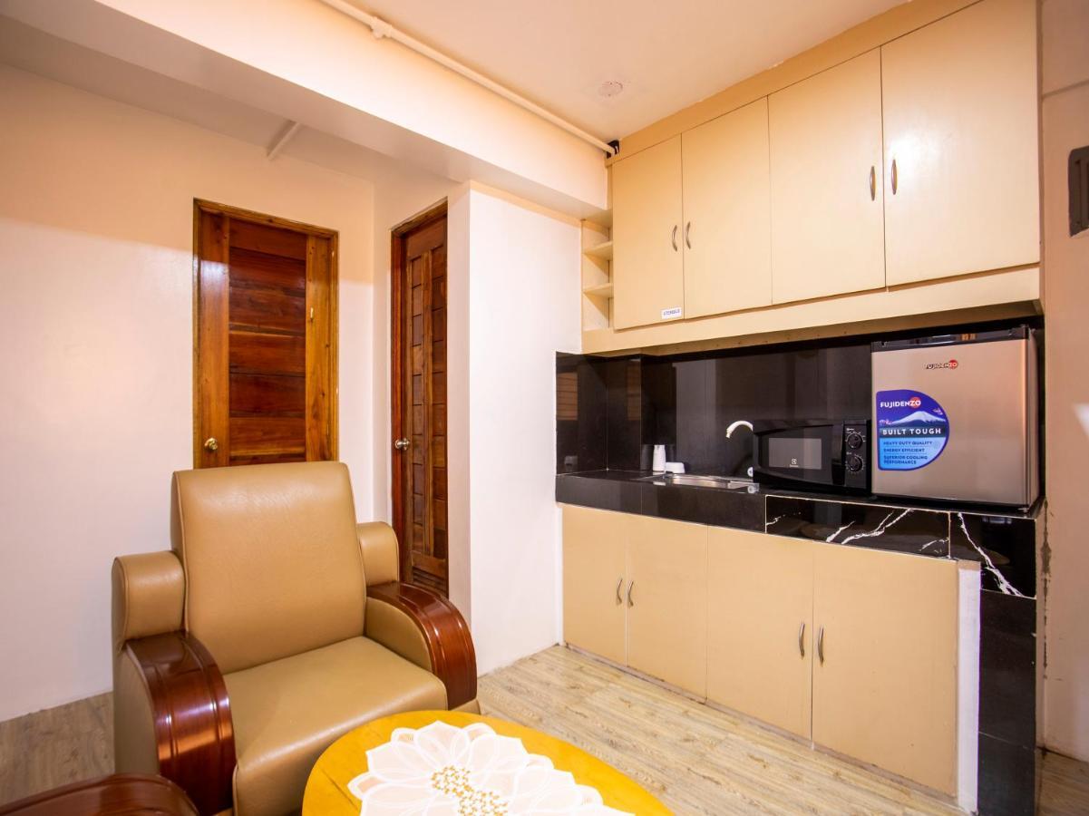 Capital O 806 Pattaui Residences Taguig Esterno foto