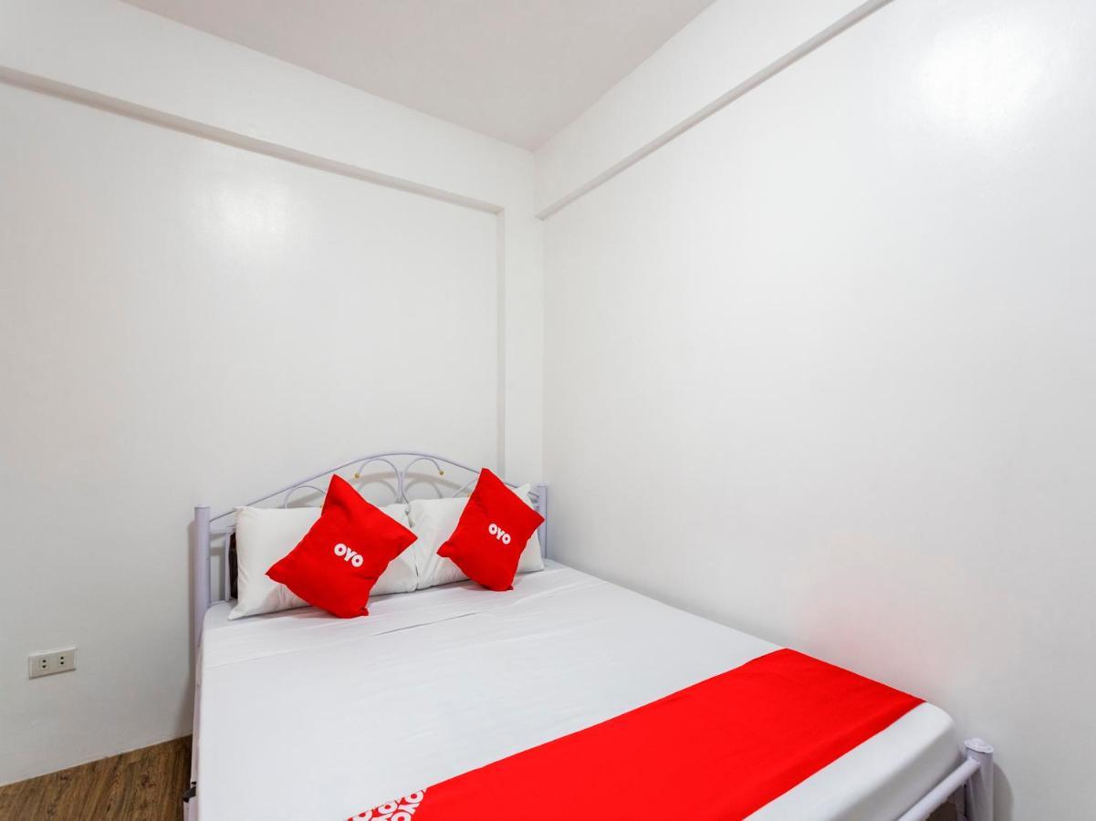 Capital O 806 Pattaui Residences Taguig Esterno foto